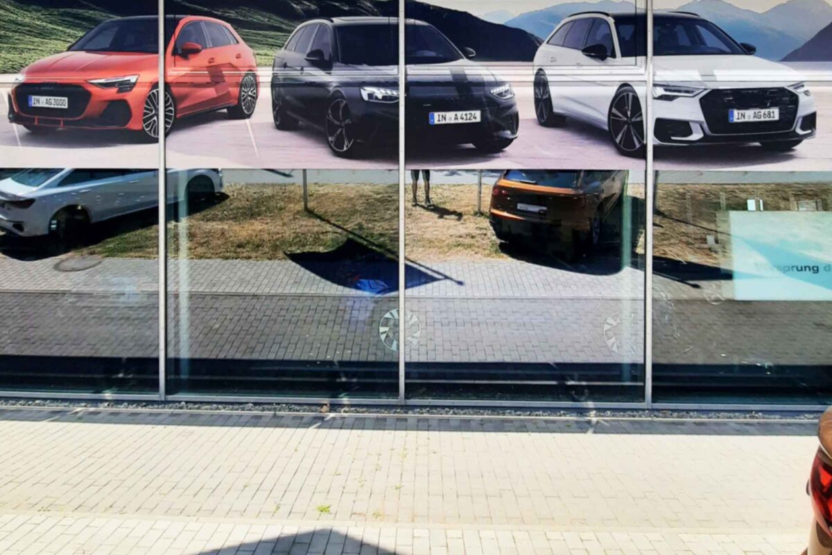 Schaufensterbeschriftung mit Digitaldruck in Frankfurt Mainzer Landstrasse