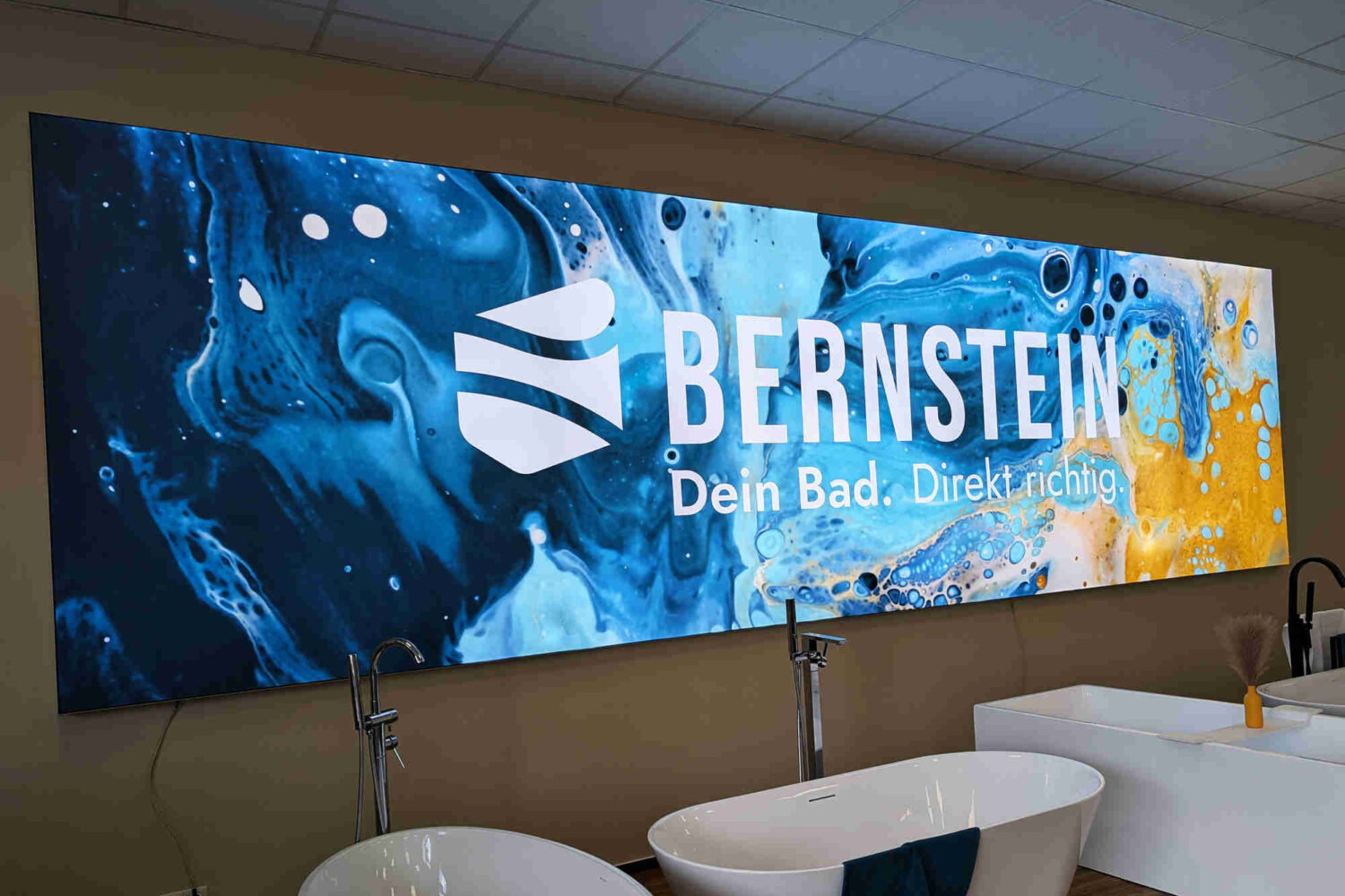 Leuchtboxsystem-7000x1800mm Leuchtboxsystem-7000x1800mm