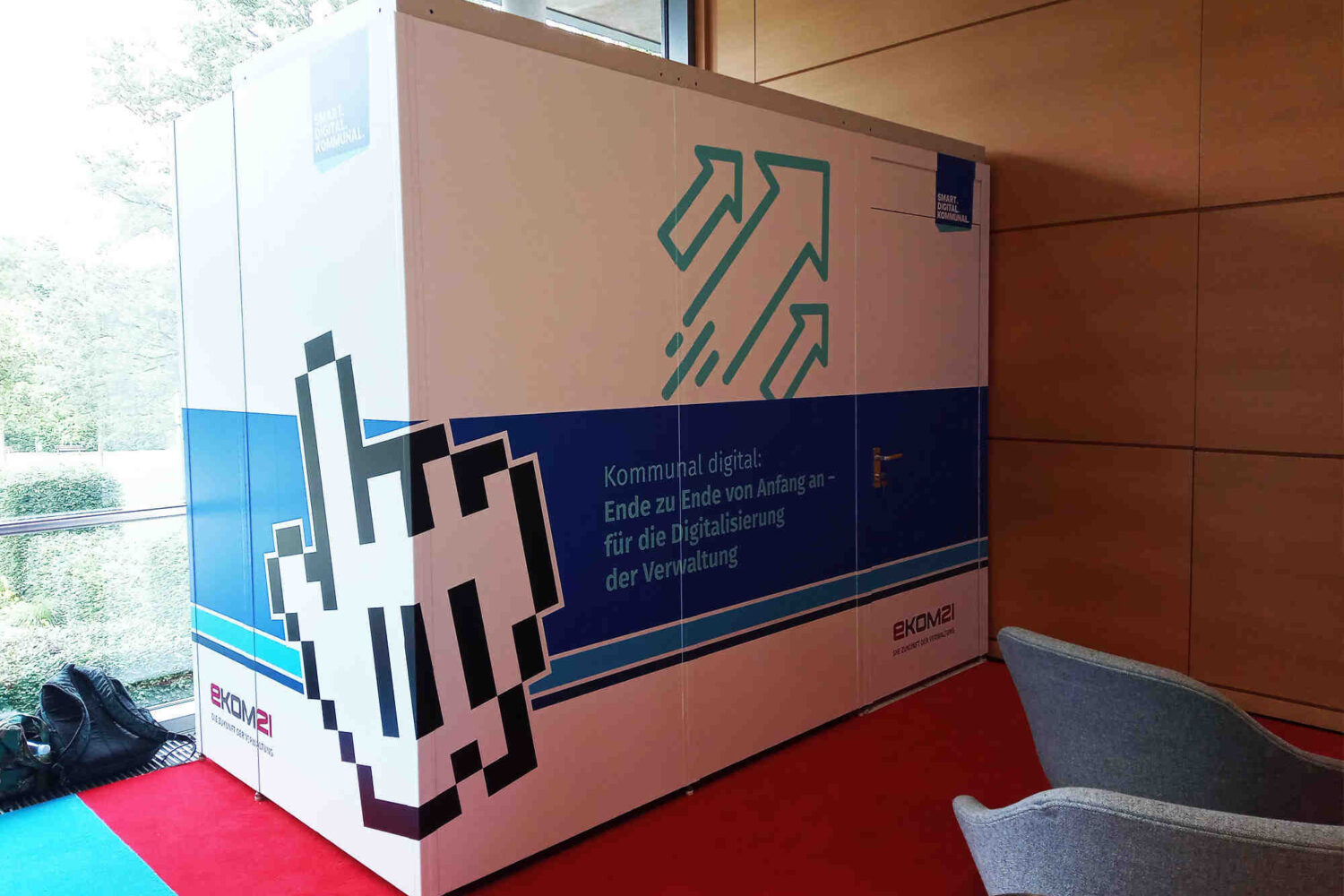 Messekubus-mit-Digitaldruck-beklebt Messekubus-mit-Digitaldruck-beklebt